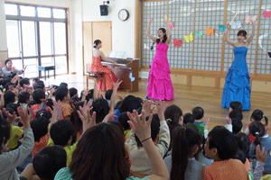 2012.2.28　子どものためのコンサート（あけぼのぽんぽこ保育園主催）