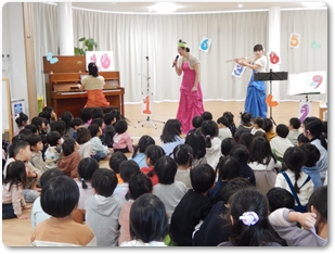 子どものためのコンサート（はたつかこども園））